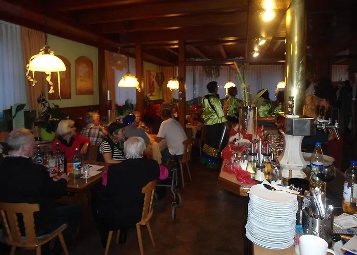 Gasthof Zur Linde Hotell 2*